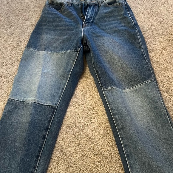 From buckle great miss match denim color jeans - Picture 2 of 4